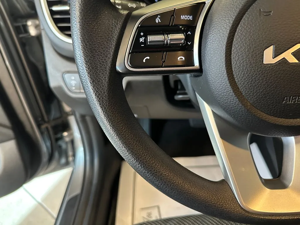 Kia Seltos photo 11