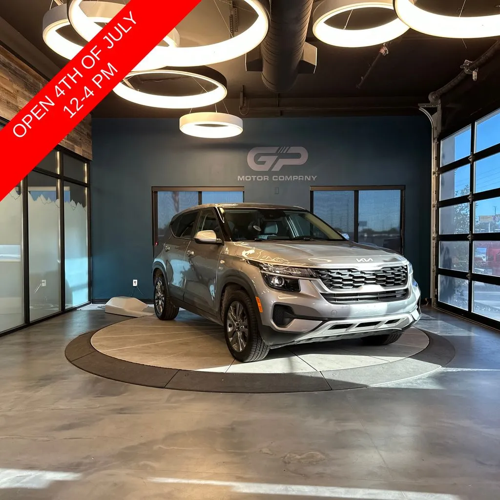 Gray 2023 Kia Seltos LX for sale in Kaysville, UT