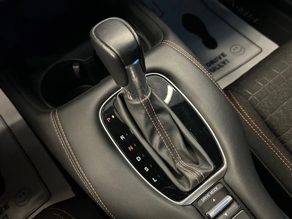 Honda HR-V photo 16