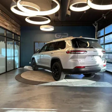 More photos of 2022 Jeep Grand Cherokee L Limited at GP Motor Company, UT