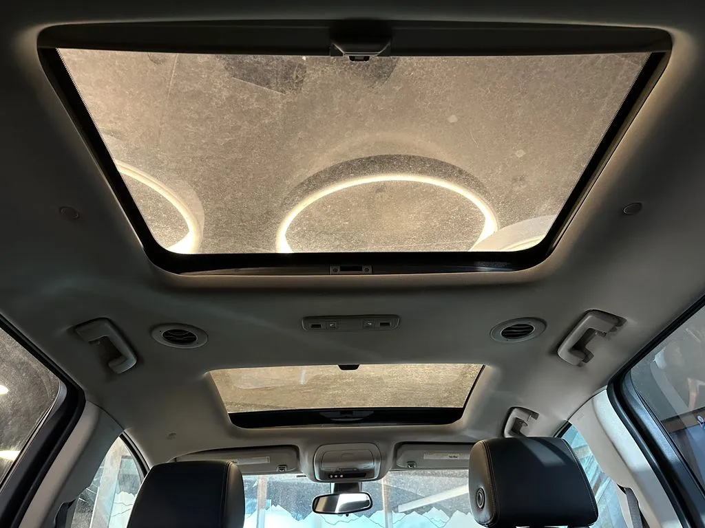 GMC Acadia photo 22
