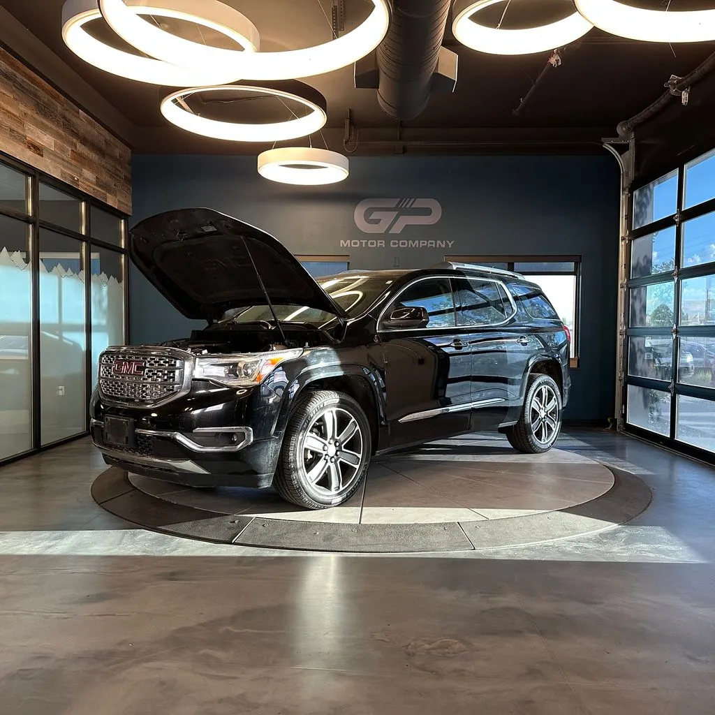 GMC Acadia photo 25