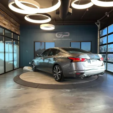 More photos of 2021 Nissan Altima 2.5 SR at GP Motor Company, UT