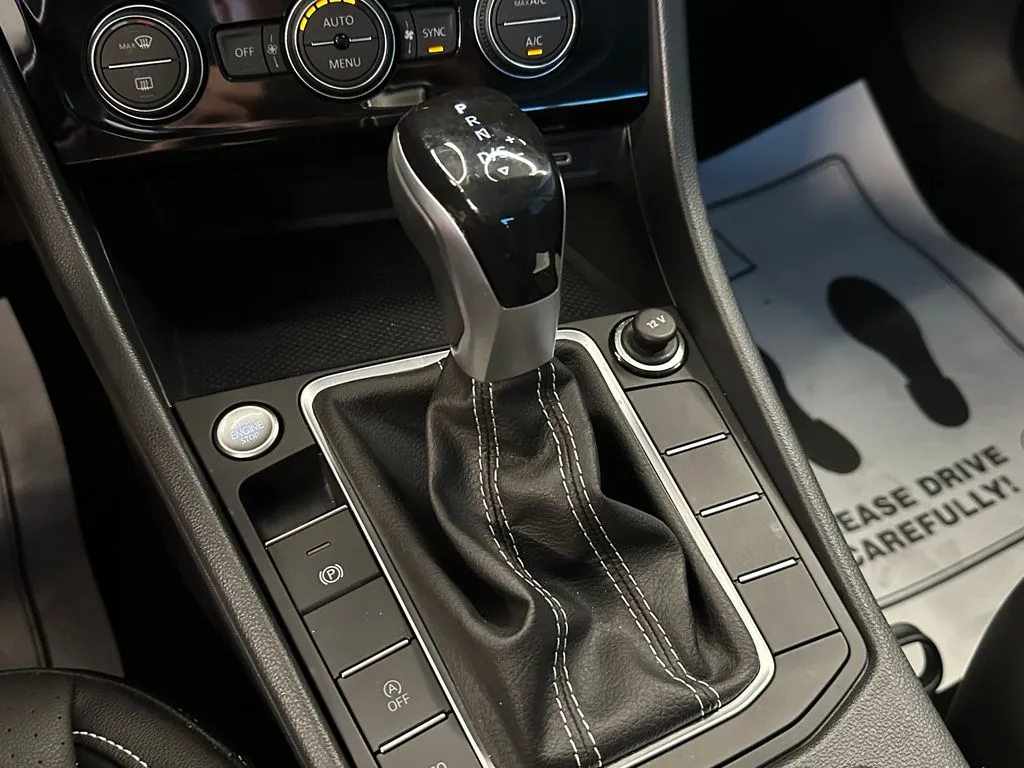 Volkswagen Jetta photo 16