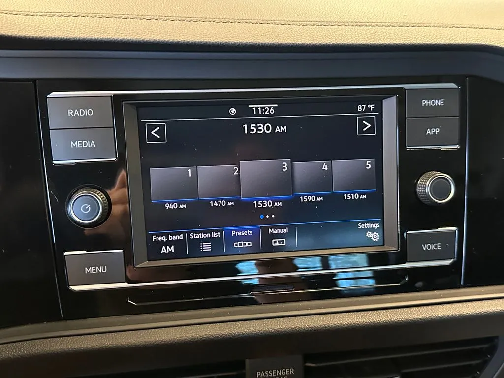 Volkswagen Jetta photo 13