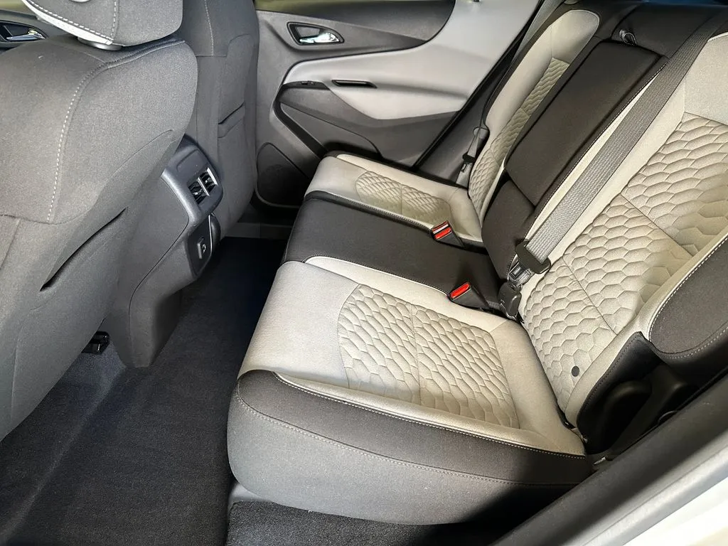 Chevrolet Traverse photo 21
