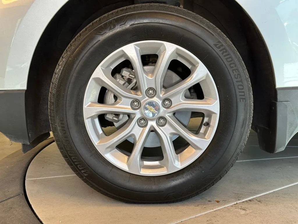 Chevrolet Traverse photo 25