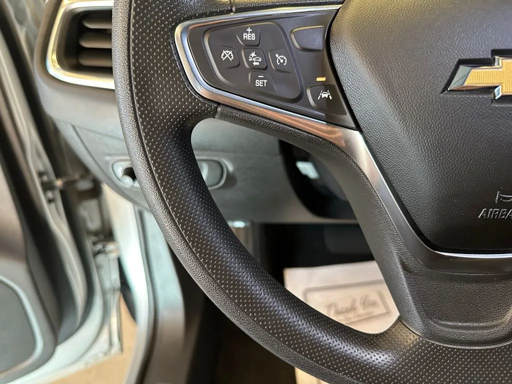 Chevrolet Traverse photo 11