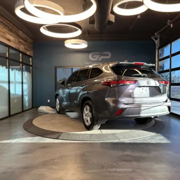 More photos of 2022 Toyota Highlander LE at GP Motor Company, UT