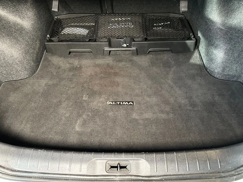 Nissan Altima photo 23