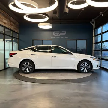 Photos of 2022 Nissan Altima 2.5 SL for sale in Kaysville, UT at GP Motor Company