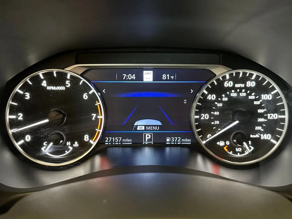 Nissan Altima photo 10