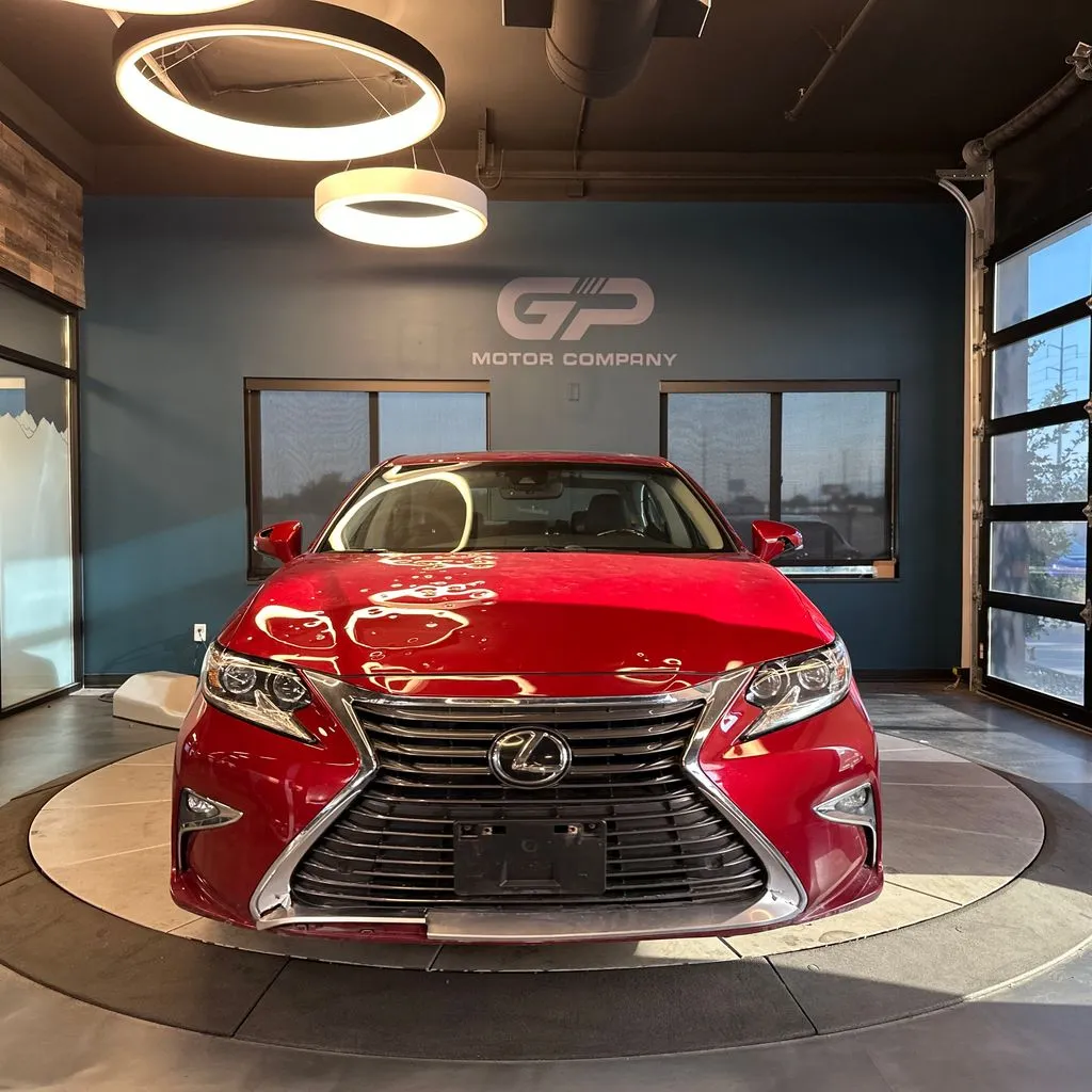Lexus ES photo 8