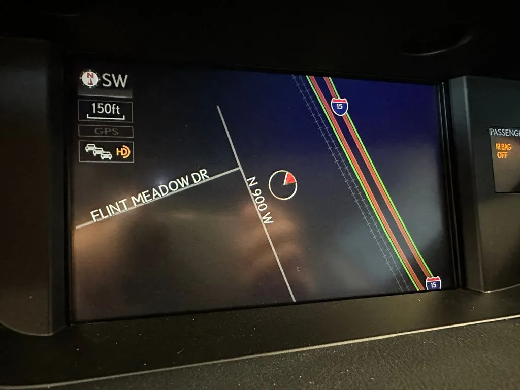 Lexus ES photo 13