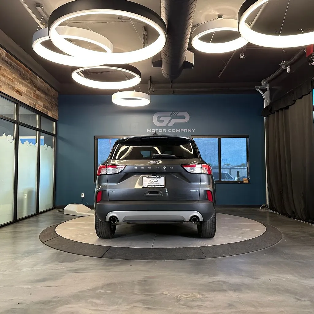 Ford Escape photo 4