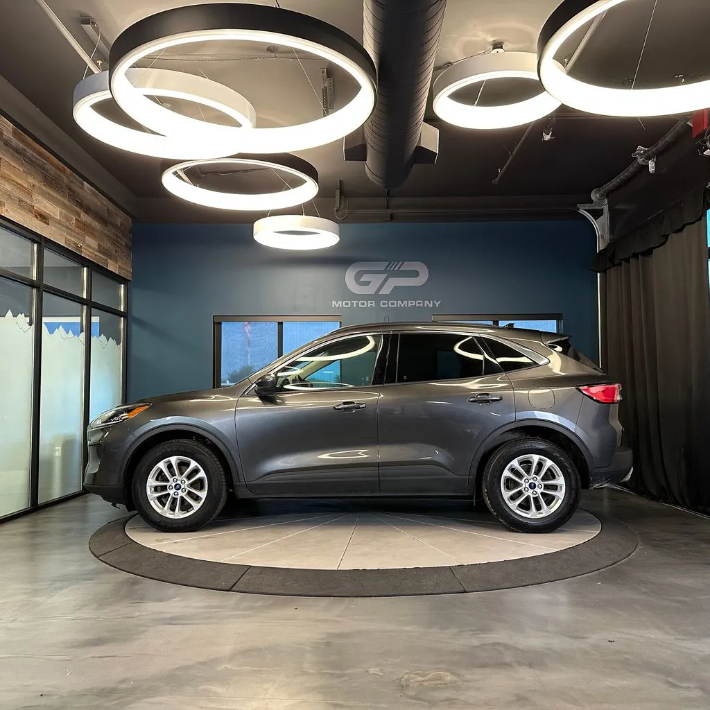 Ford Escape photo 6