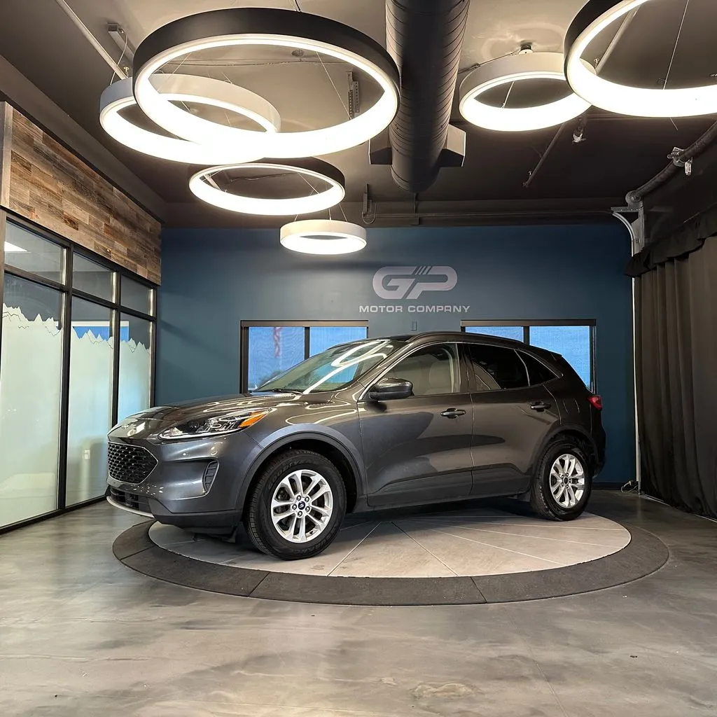 Ford Escape photo 7
