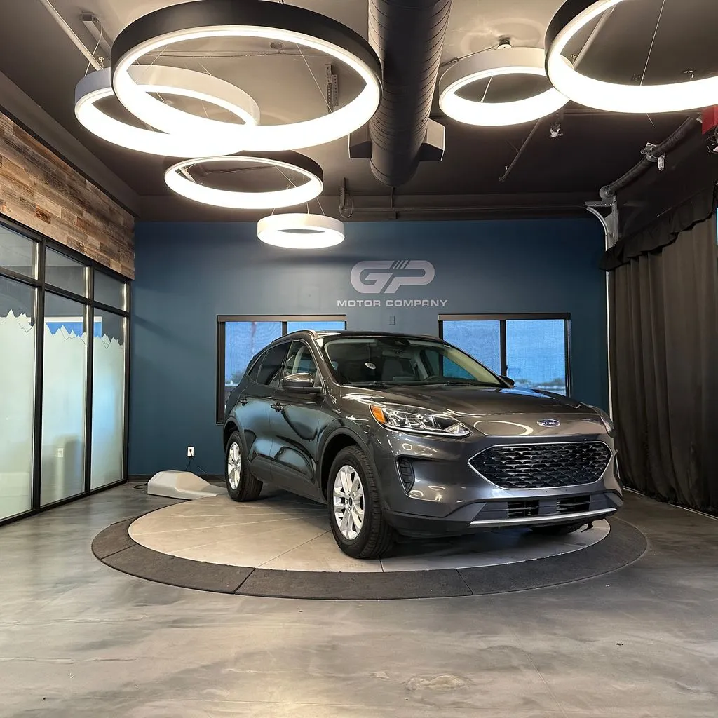 Gray 2020 Ford Escape SE for sale in Kaysville, UT