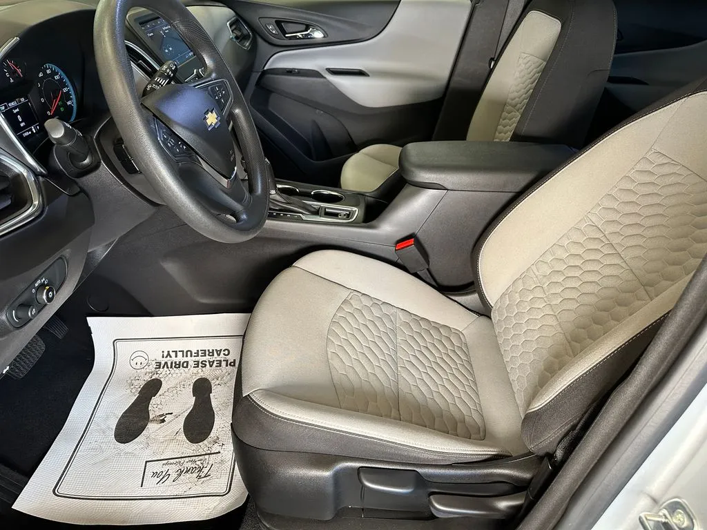 2021 Chevrolet Equinox LS - Photo 20