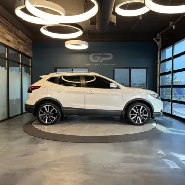 Photos of 2018 Nissan Rogue Sport SL for sale in Kaysville, UT at GP Motor Company