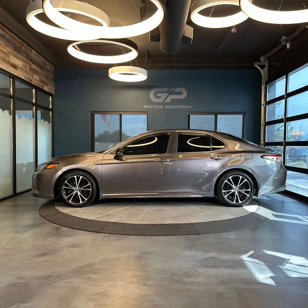 Toyota Camry photo 6
