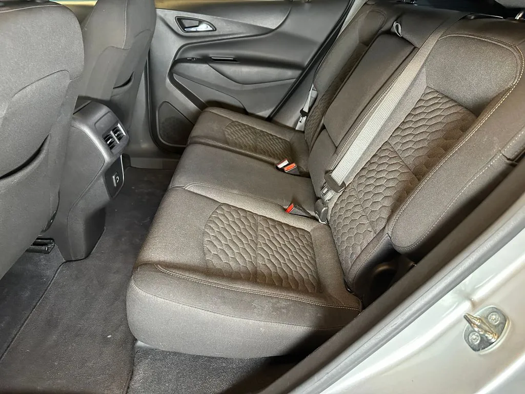 Chevrolet Equinox photo 21