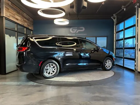 Another view of 2025 Chrysler Pacifica Select for sale in Kaysville, UT at GP Motor Company