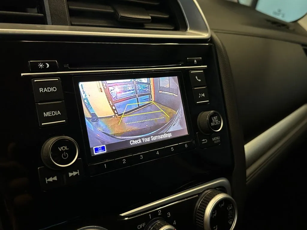 Honda Fit photo 14