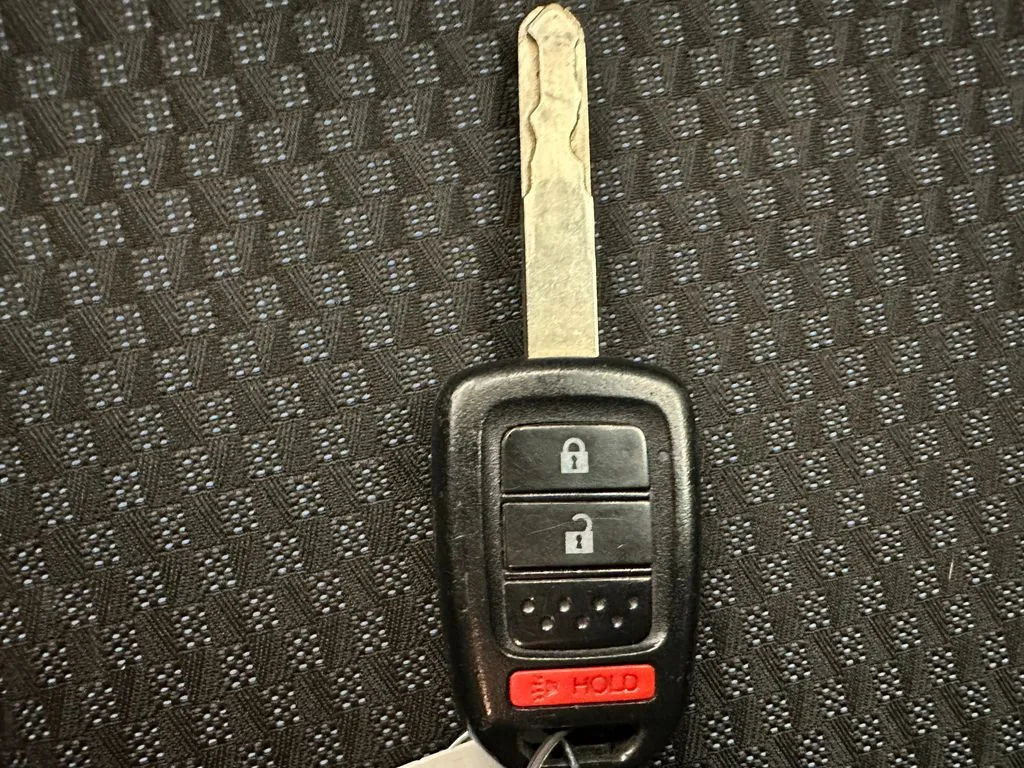 Honda Fit photo 17