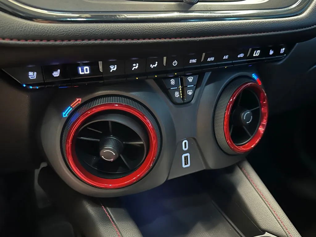 Chevrolet Blazer photo 14