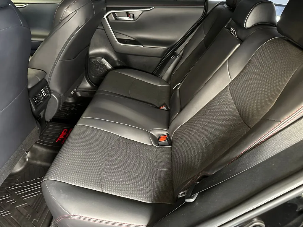 Toyota RAV4 photo 21