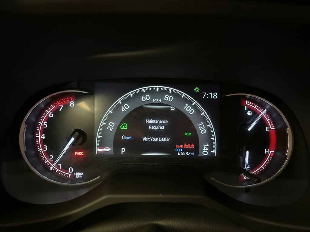 Toyota RAV4 photo 10