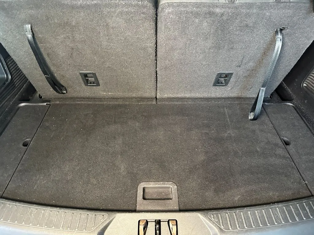 Ford Explorer photo 23