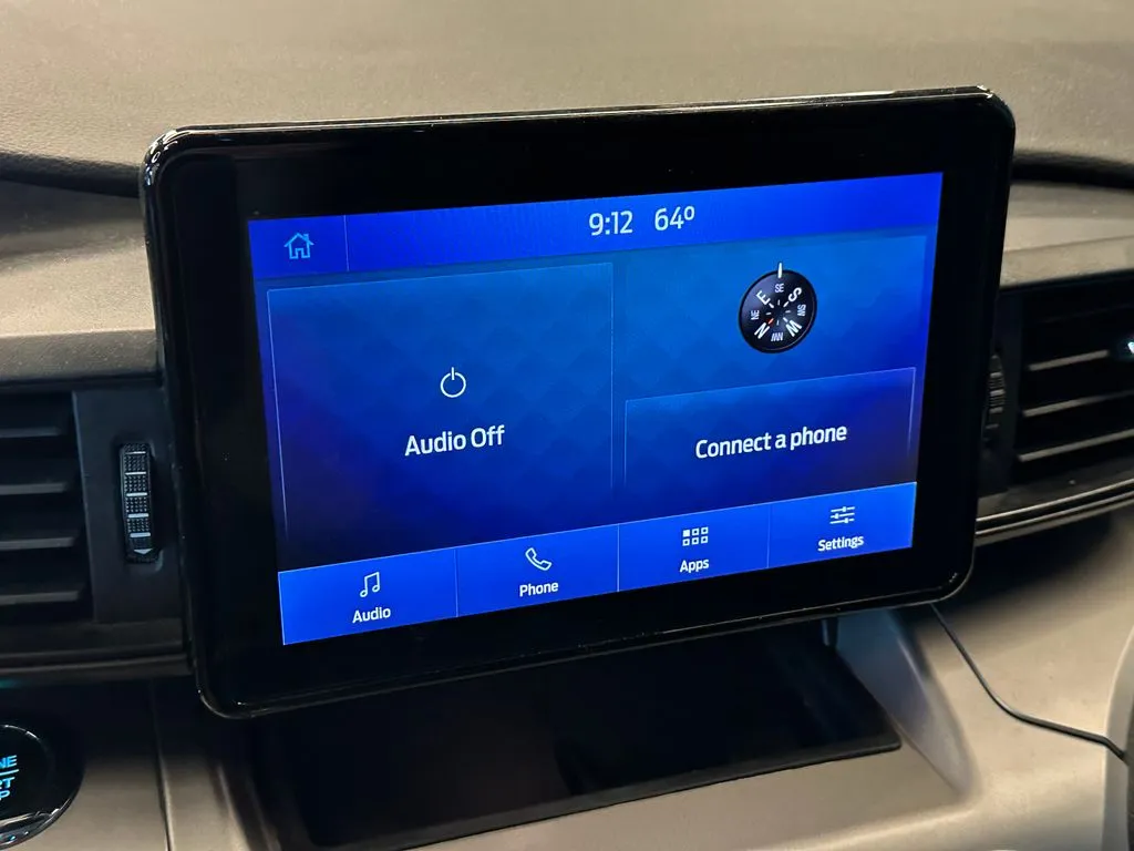 Ford Explorer photo 13