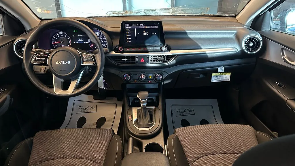 Kia Forte photo 9