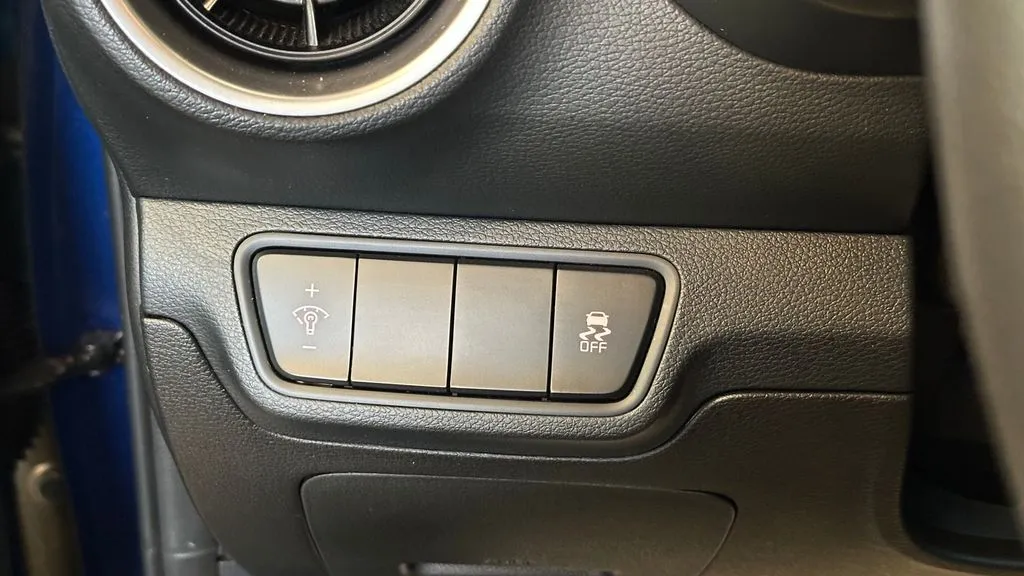 Kia Forte photo 16