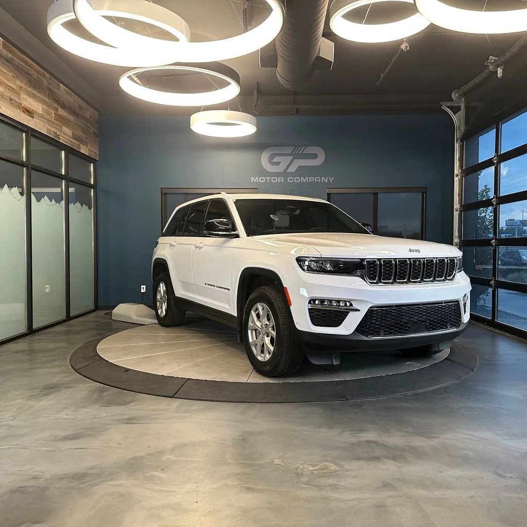 White 2023 Jeep Grand Cherokee Limited for sale in Kaysville, UT