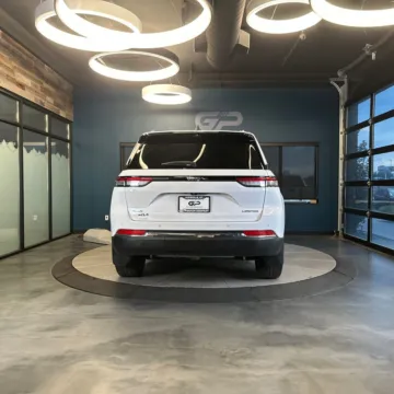 More photos of 2023 Jeep Grand Cherokee Limited at GP Motor Company, UT