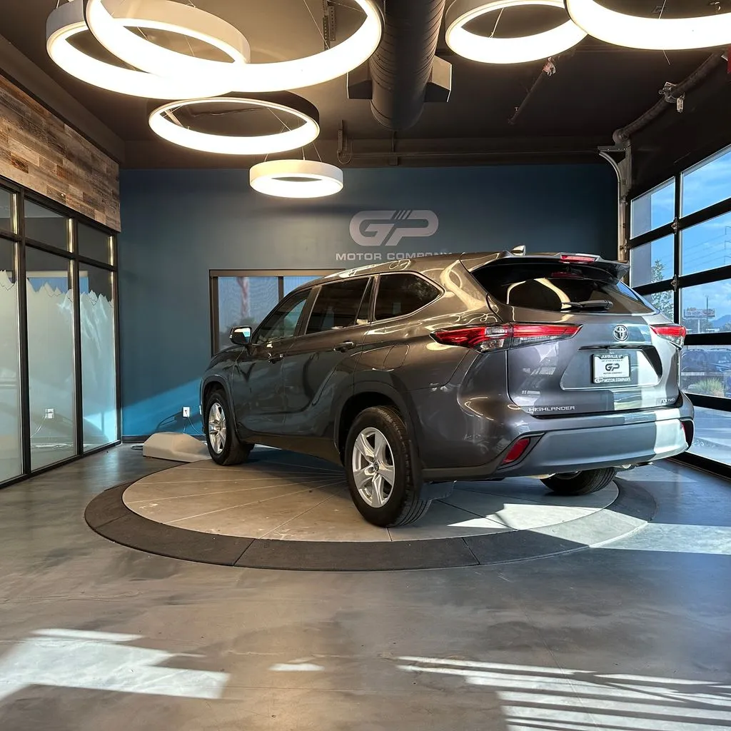 Toyota Highlander photo 4