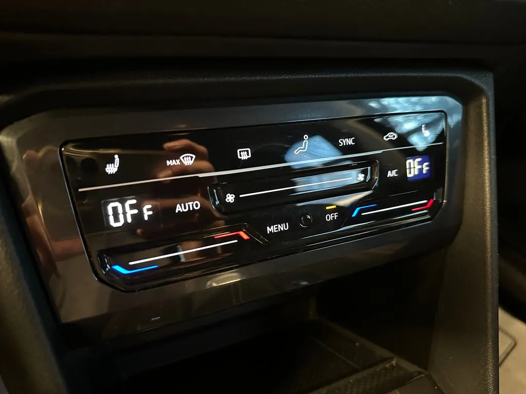 Volkswagen Tiguan photo 14