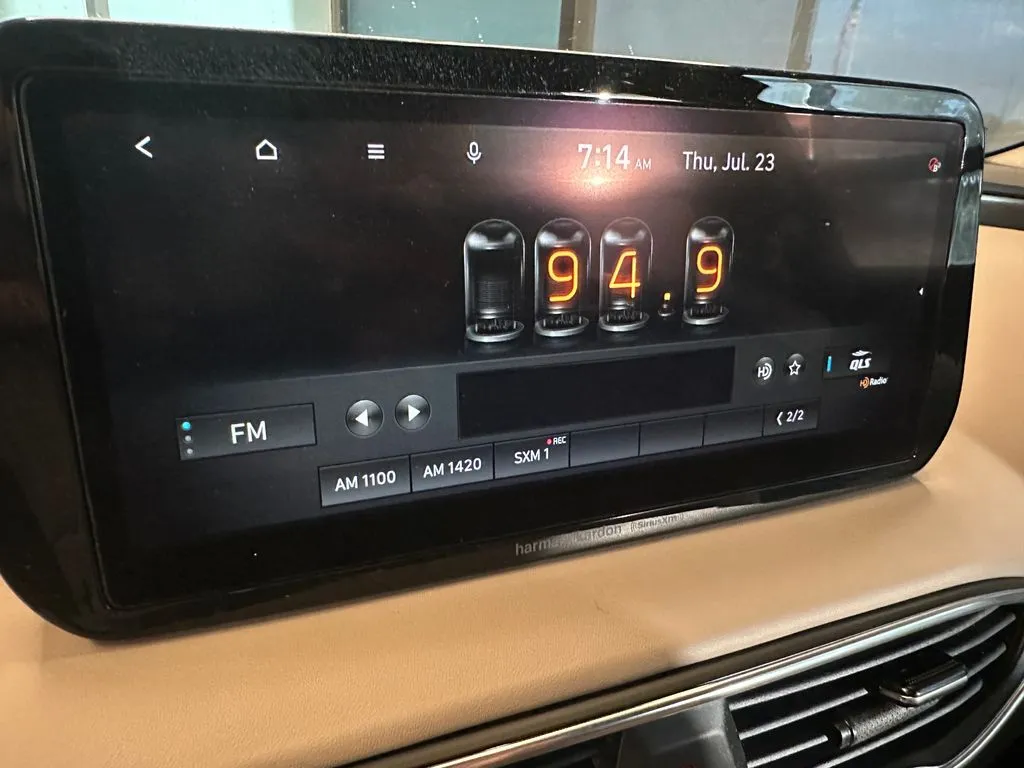 Hyundai Santa Fe photo 13