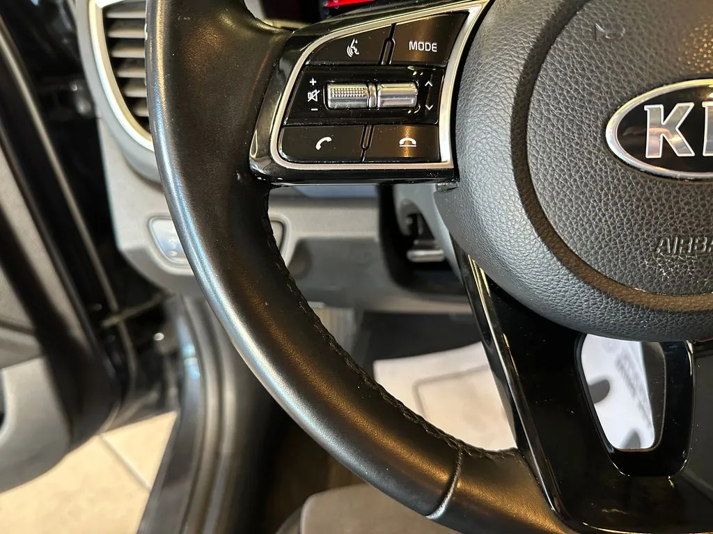 Kia Seltos photo 11