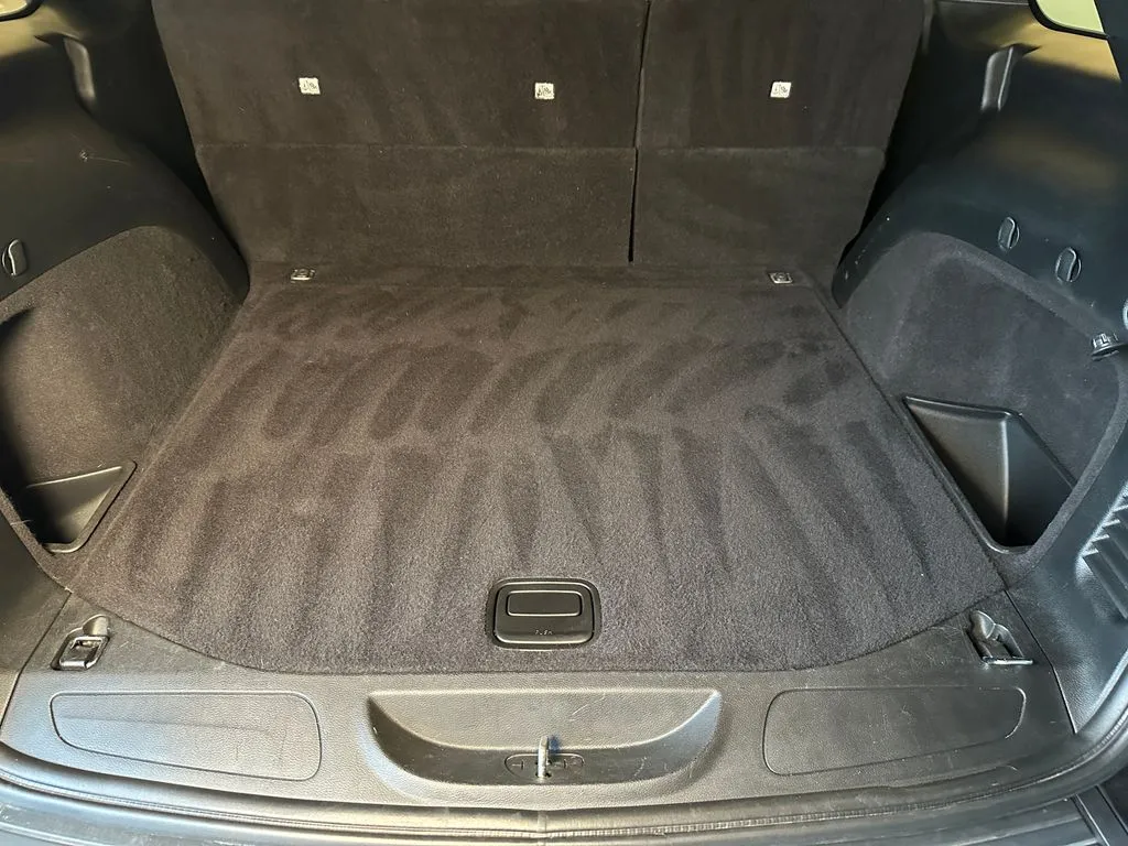 Jeep Grand Cherokee photo 22