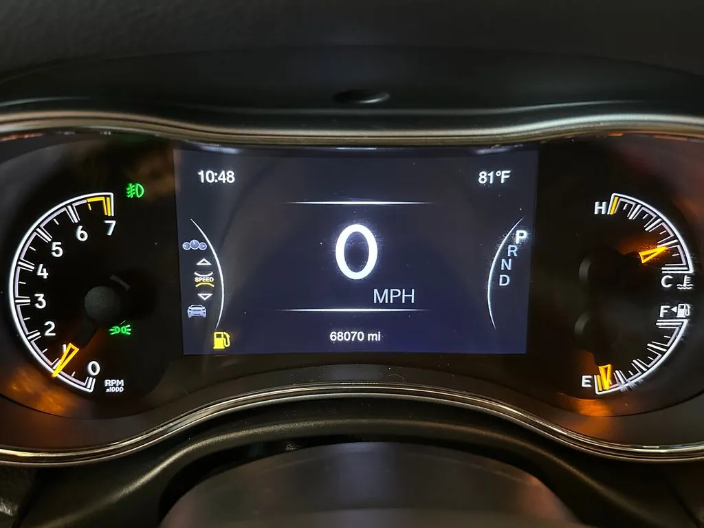 Jeep Grand Cherokee photo 10