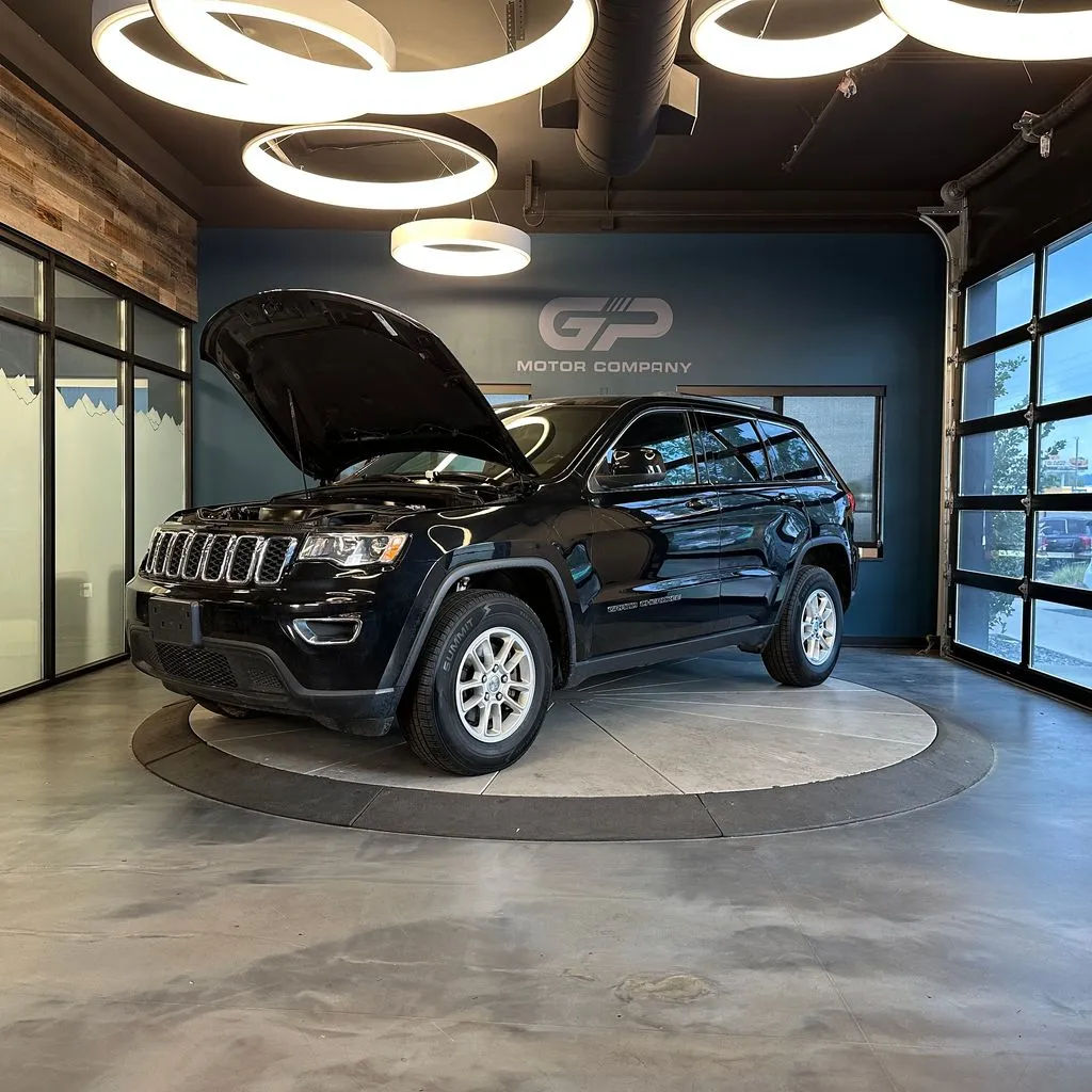 Jeep Grand Cherokee photo 24