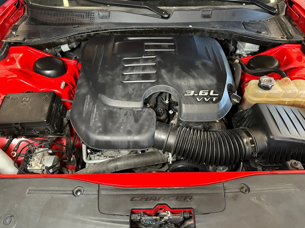 Dodge Charger photo 23