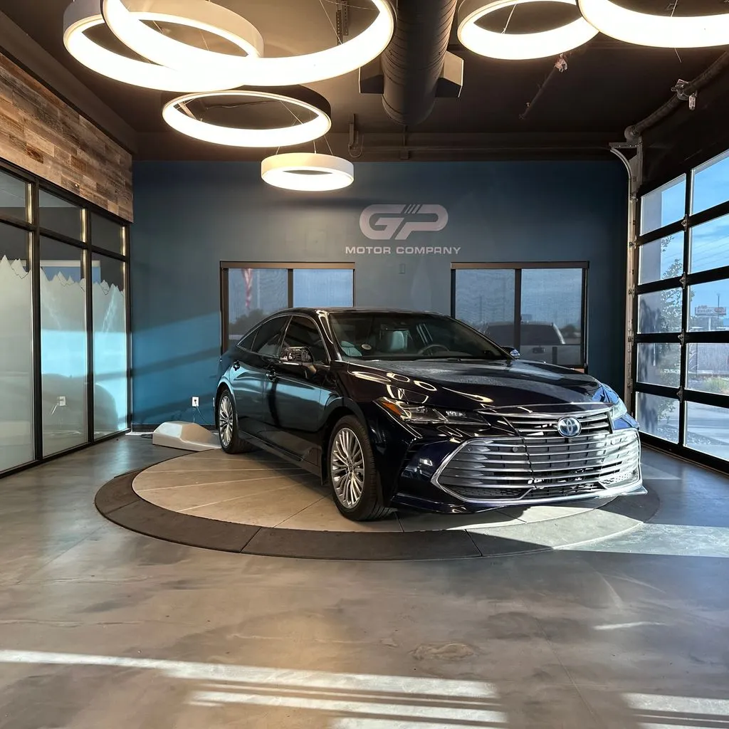 Gray 2022 Toyota Avalon Hybrid Limited for sale in Kaysville, UT