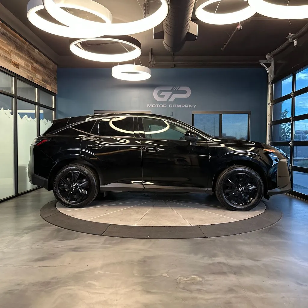 Nissan Murano photo 2