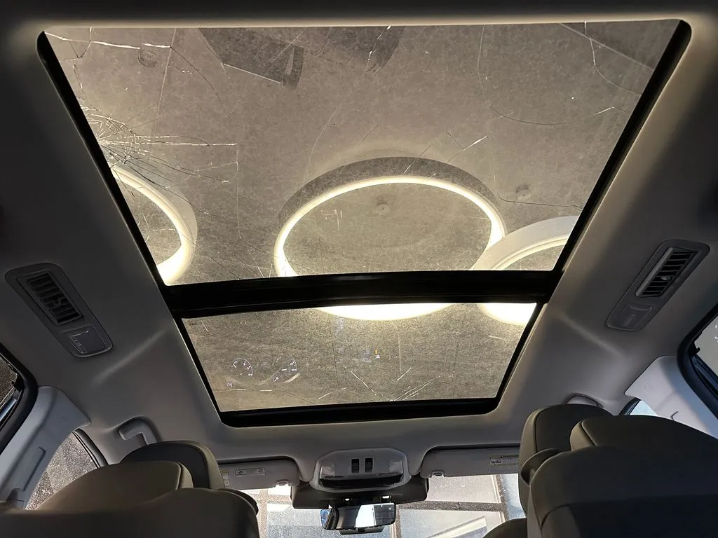Subaru Ascent photo 23