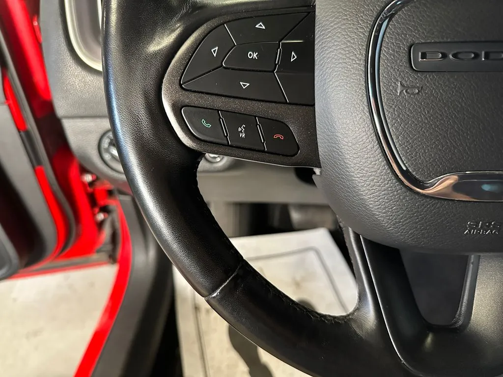 Dodge Charger photo 11